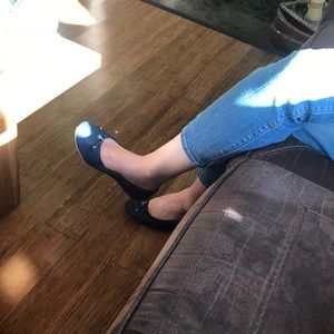 Meet your Posher, Mitra